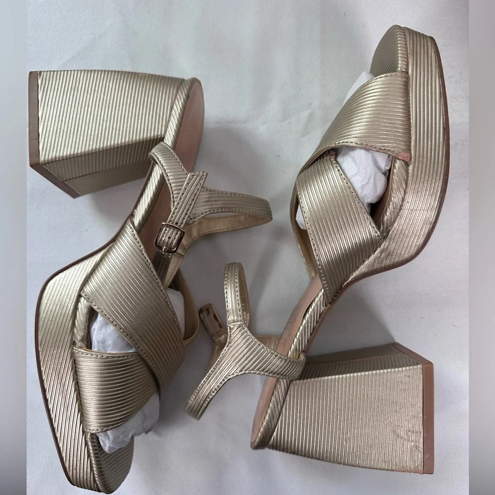 MATISSE Gold Robin Heels - Picture 6 of 12
